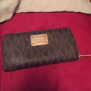 Michael Kors wallet