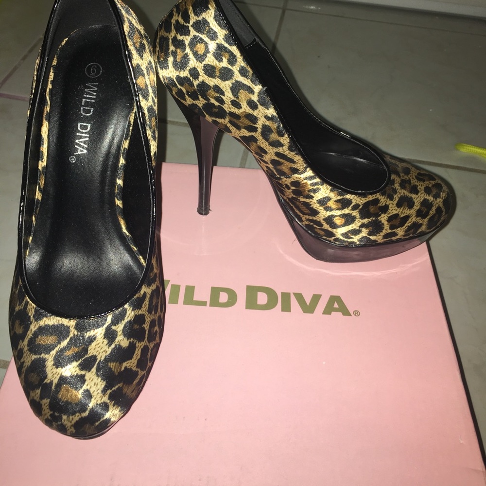 Leopard Heels!