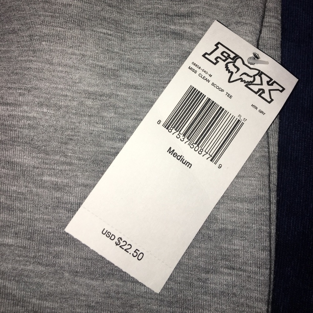 🆕Fox Juniors Miss Clean Scoop Tee - Picture 5 of 7