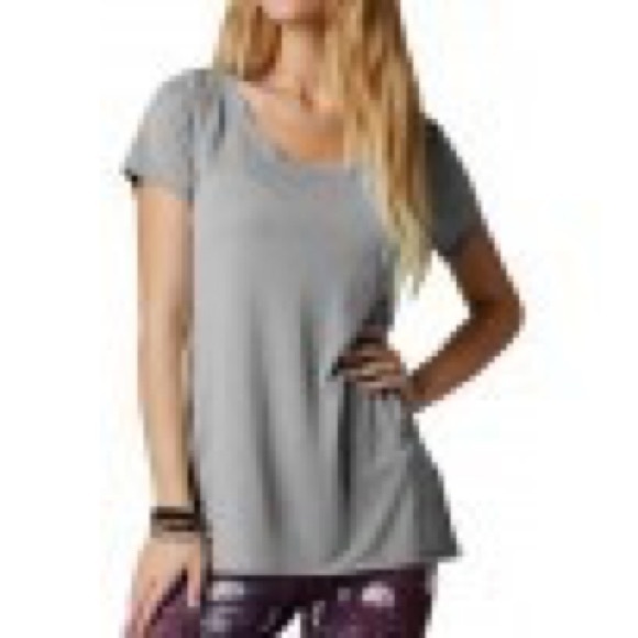 🆕Fox Juniors Miss Clean Scoop Tee - Picture 2 of 7