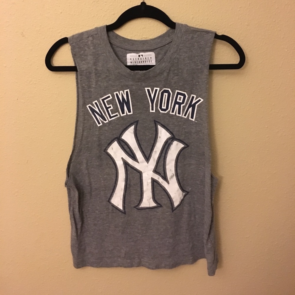 Forever 21 vintage muscle tee🤘🏽