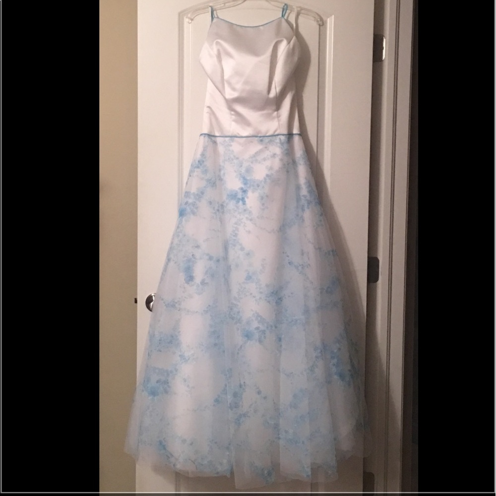 Watters & Watters gown