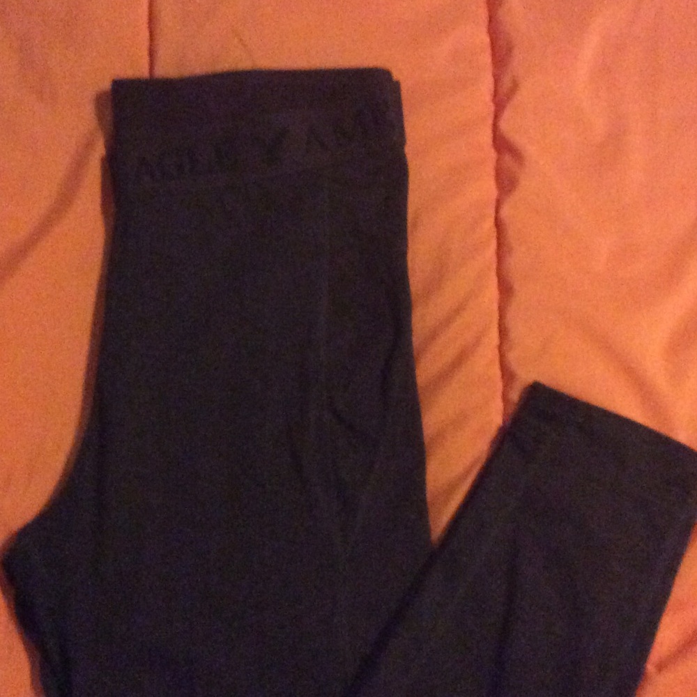 American Eagle AHH-Mazingly Soft Hi-Rise Legging