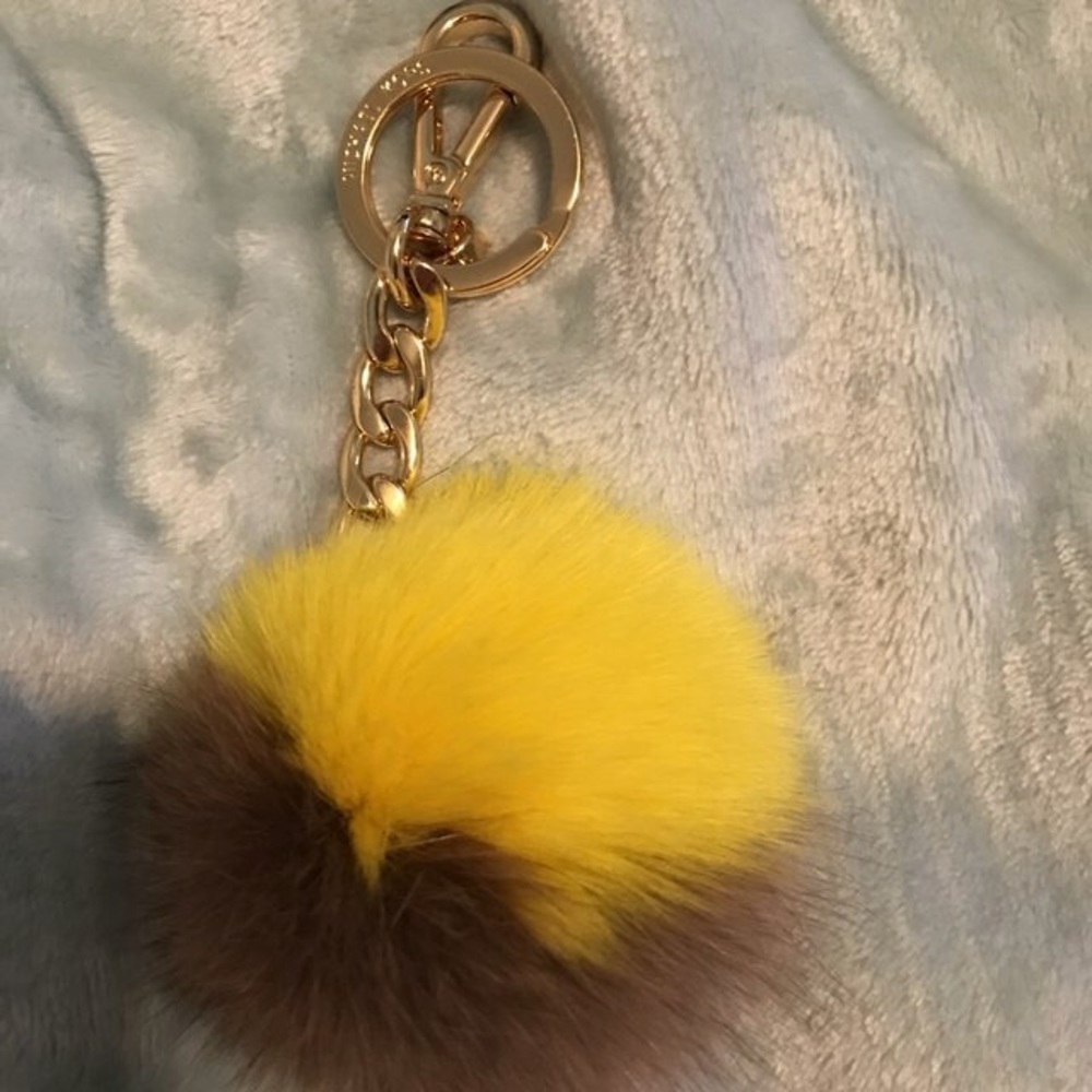 🆕 MICHAEL KORS KEY CHAIN