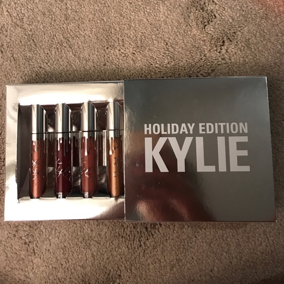 Holiday Kylie mattes - Picture 1 of 5