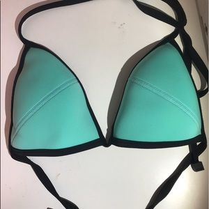 Triangl bathing suit top