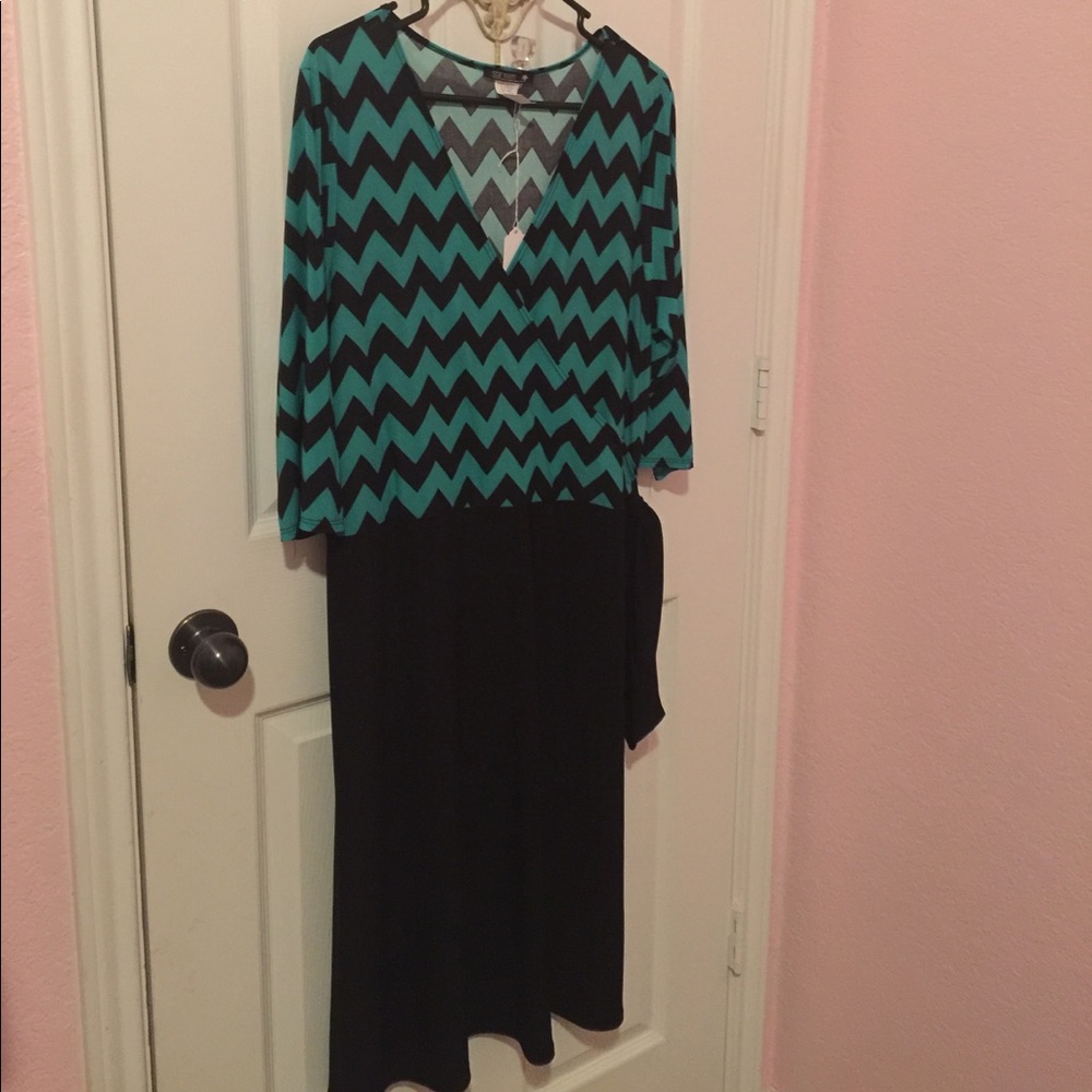 Zulily.com teal and black Wrap Dress NWOT sz 1x