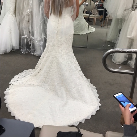 Lace Trumpet Wedding Dress - Ivory - Picture 6 of 8