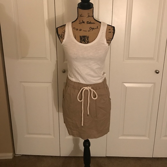 Ann Taylor Dresses & Skirts - The Loft! Comfortable and Flattering Dress! NWOT