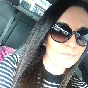 Meet your Posher, Nelly