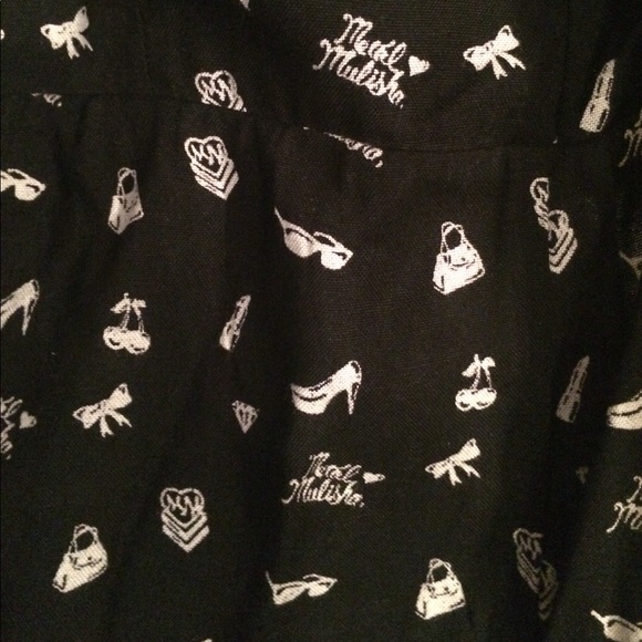 Tilly's romper in Black & White--TAGS ATTACHED - Picture 5 of 6