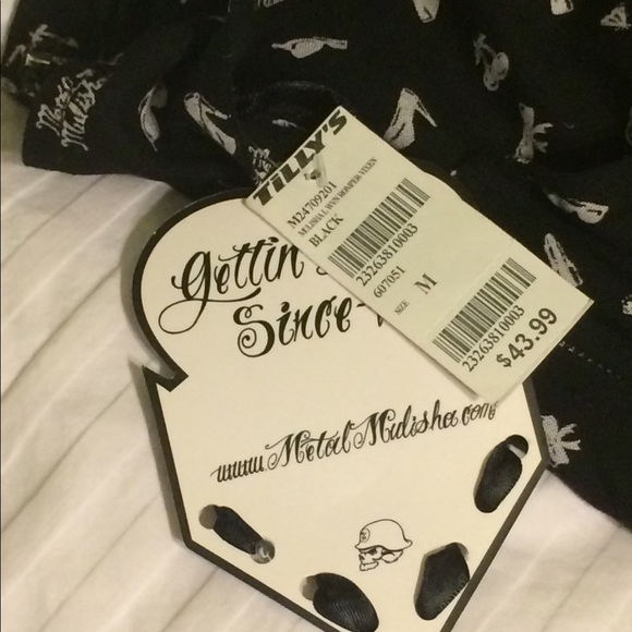 Tilly's romper in Black & White--TAGS ATTACHED - Picture 6 of 6