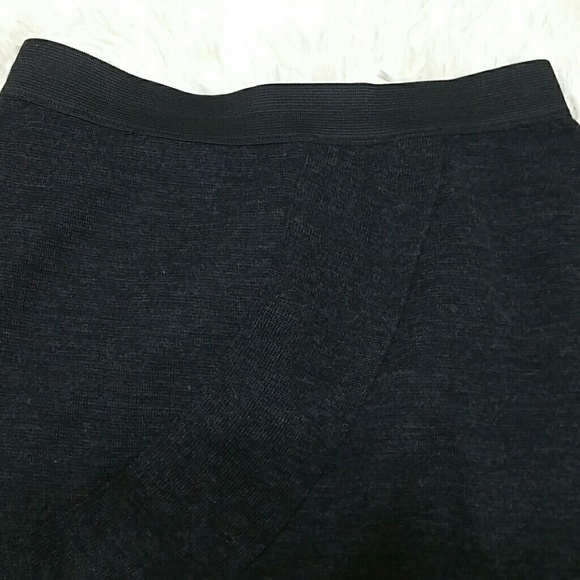 Martine Sitbon ruffle front wool pencil skirt - Picture 4 of 5