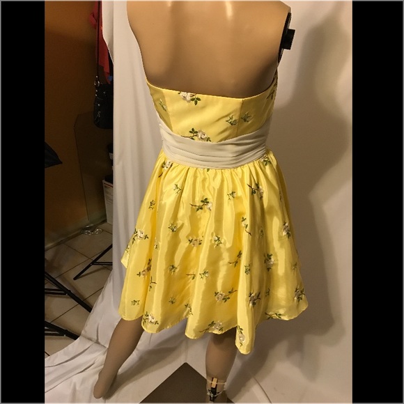 Betsy Johnson cocktail dress 4 - Picture 5 of 5