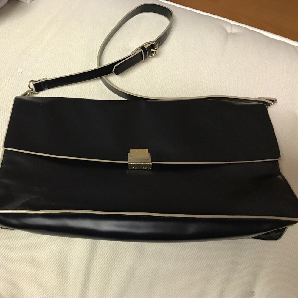 Zara Basic Purse - image 1