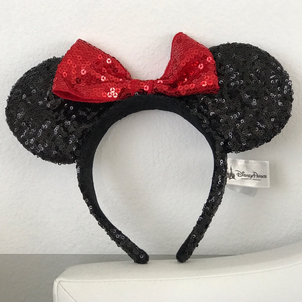 Minnie Mouse glitter ears