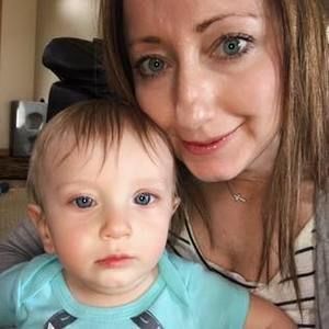 Meet your Posher, Lacey