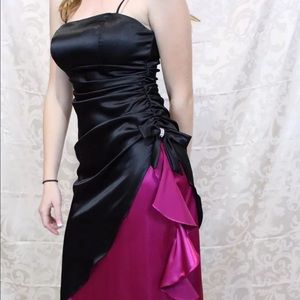 NWT Blondie Nites Formal Ruffle Dress