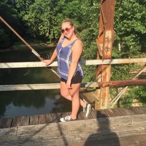 Meet your Posher, Emily