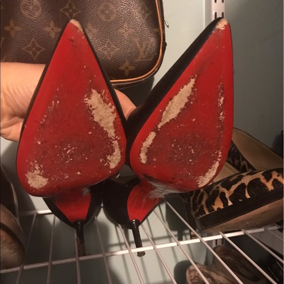 Christian Louboutin - Picture 6 of 8
