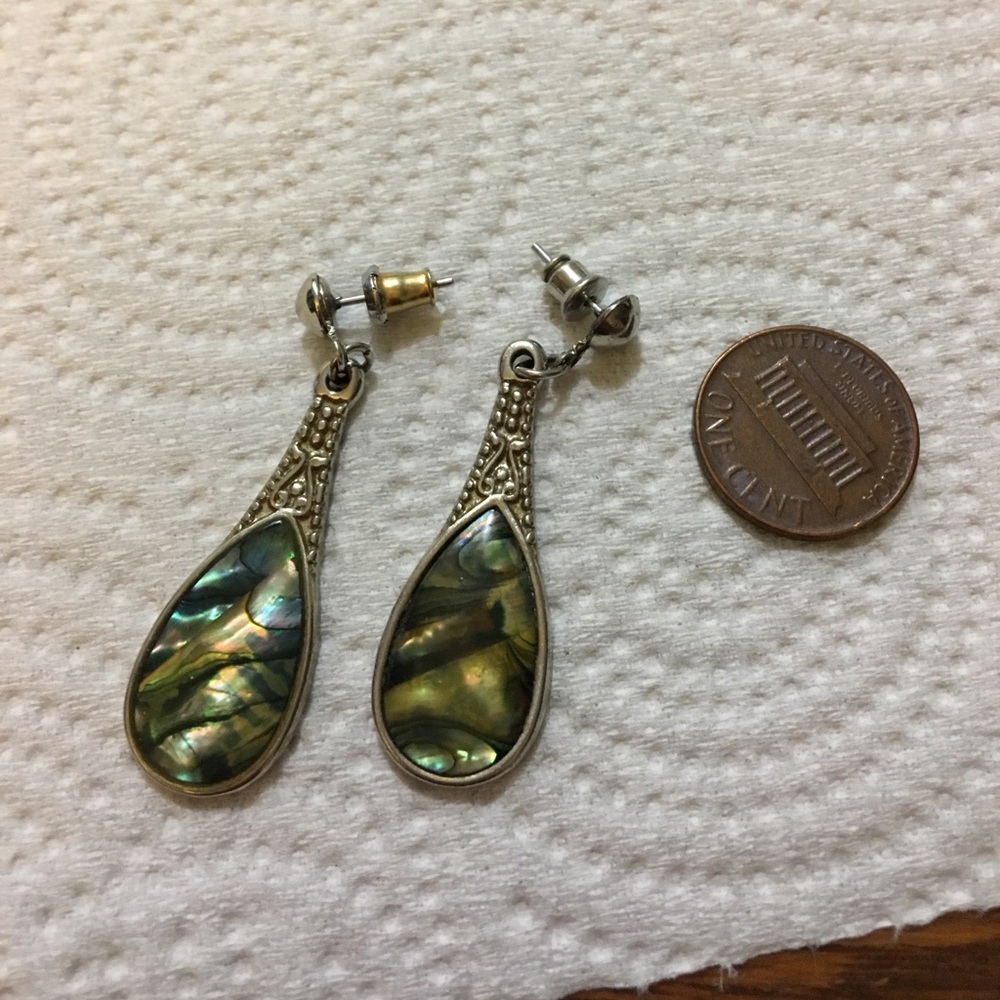 Shell earrings