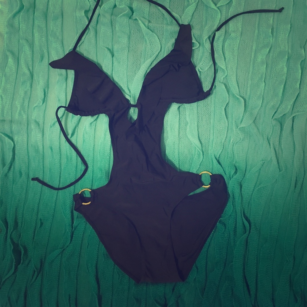 One piece black bathing suit