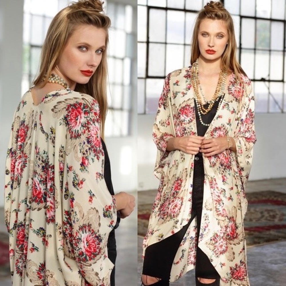 💔LAST ONE💔FITS S-2X Beige Kimono/Coverup