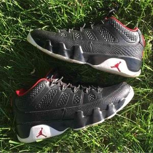 Jordan 9 low "bred"/ "snakeskin"