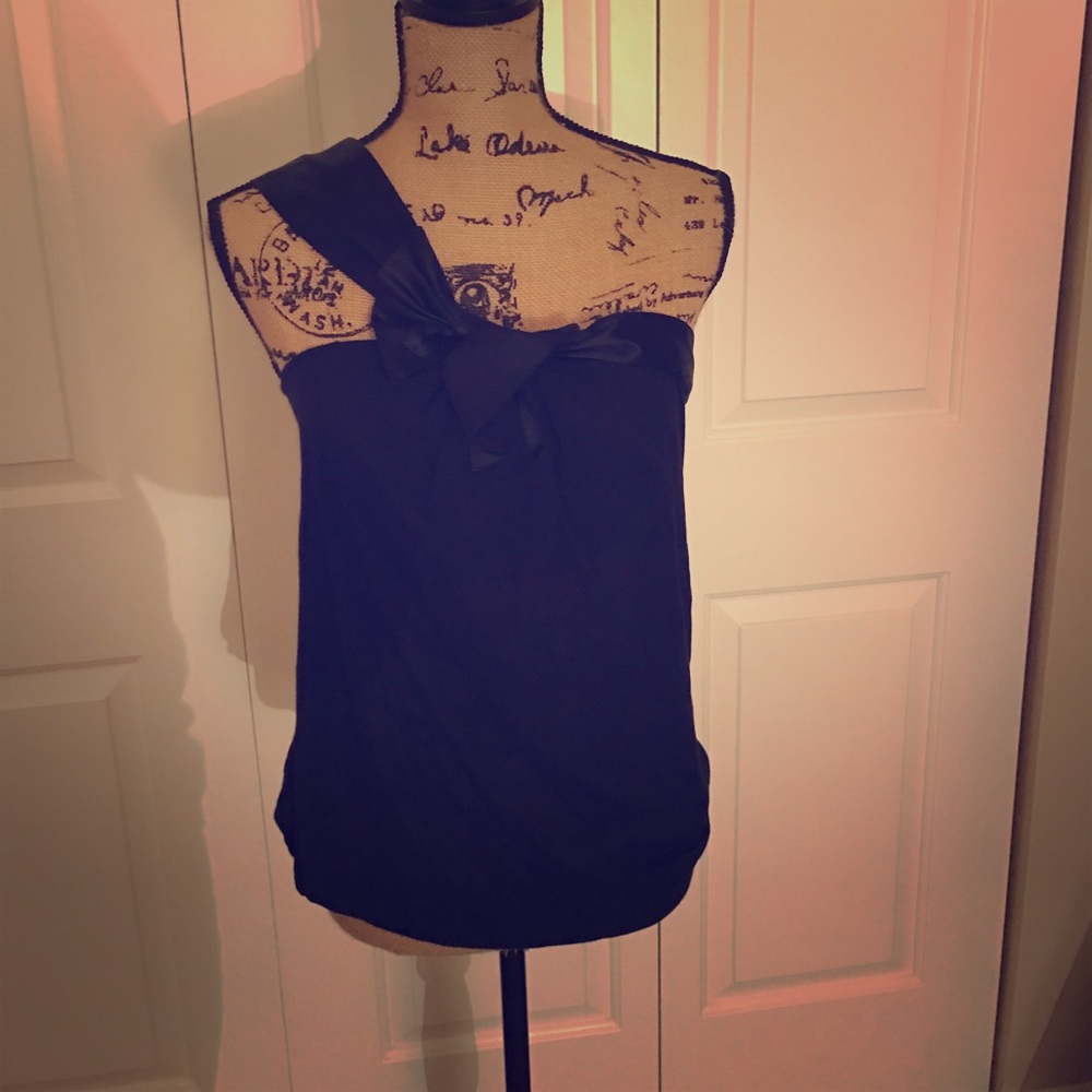 NWOT BCBG Black Top!