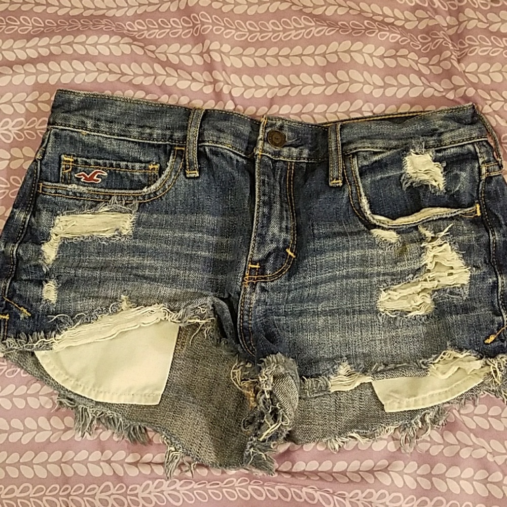 Hollister distressed high waisted shorts
