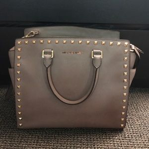 Authentic MK Selma Dark Dune Studded NEEDS TO GO!