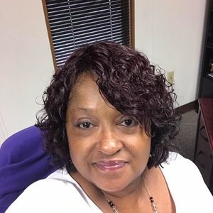 Meet your Posher, Suzanne