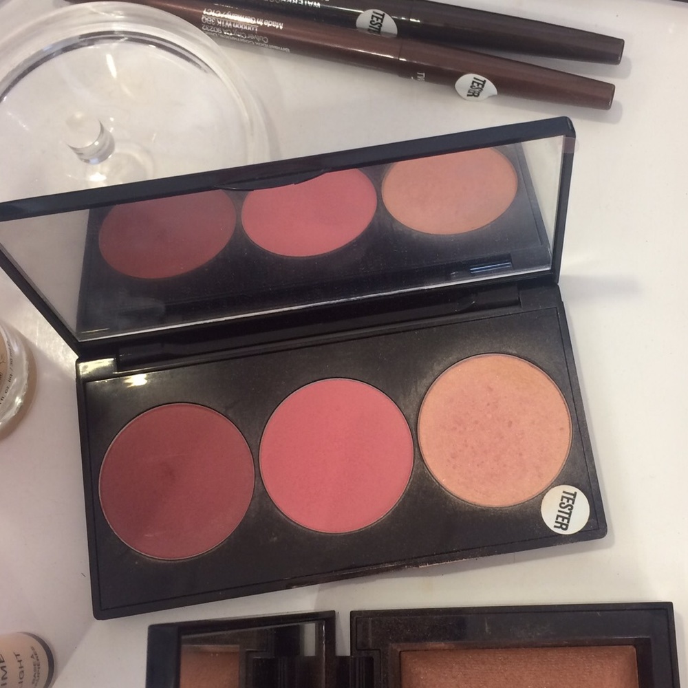 ISO Smashbox Malibu Berry Blush