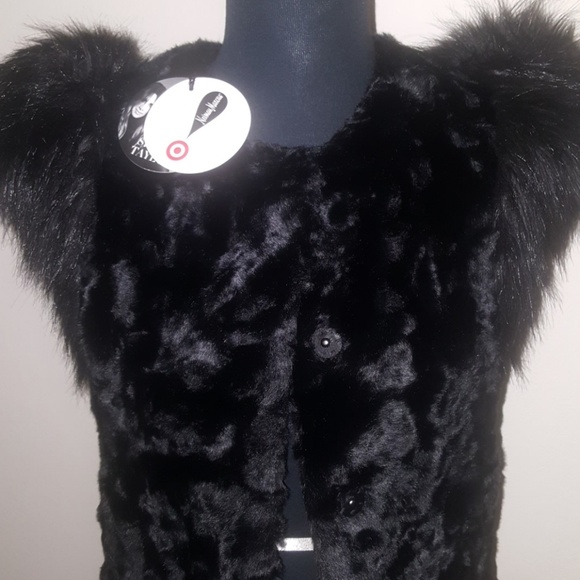 Womens Faux Fur Black Vest - Picture 3 of 3