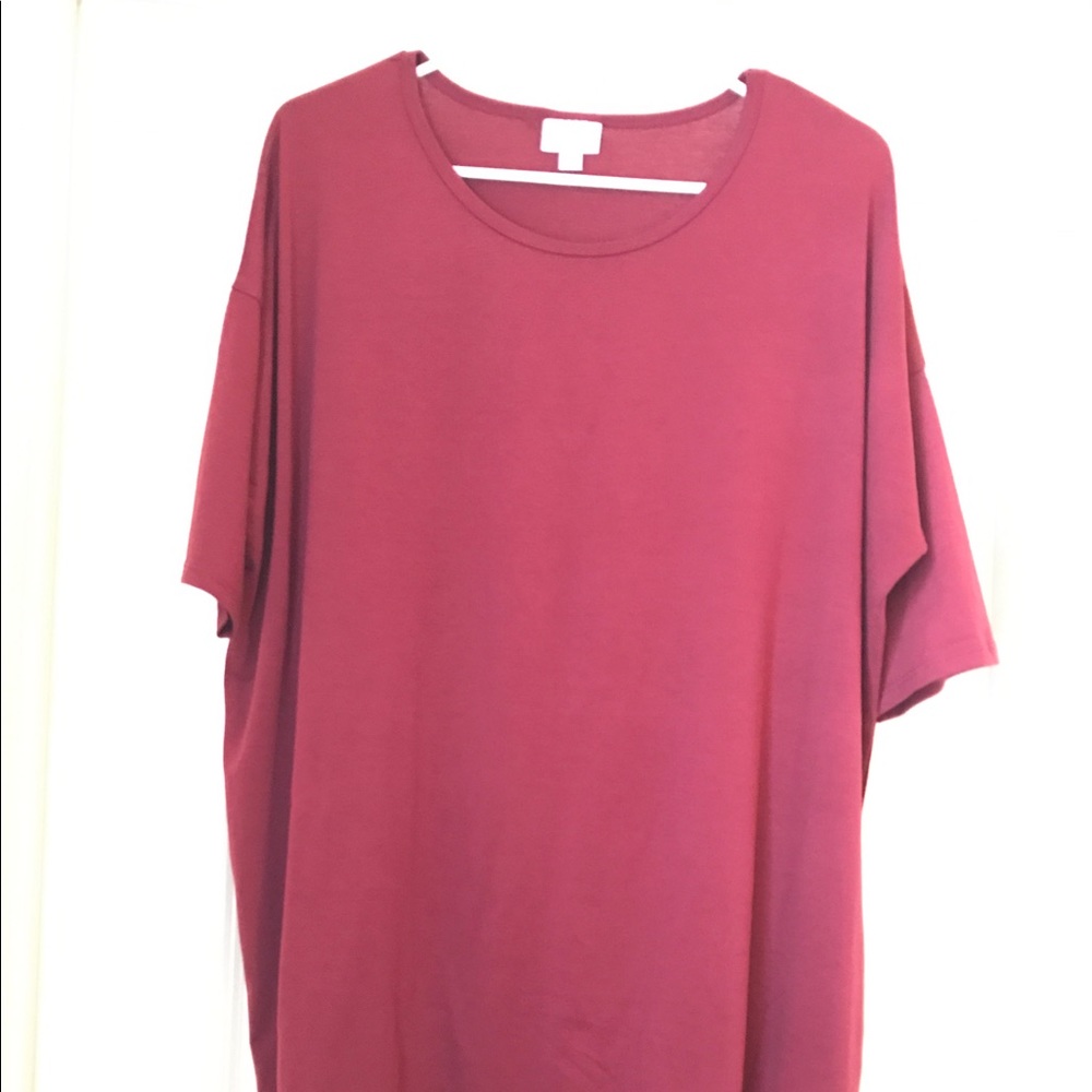 LuLaRoe Irma top M EUC dark pink