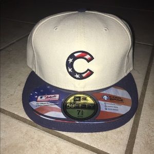 Nwt 4th of July Chicago Cubs Fitted!