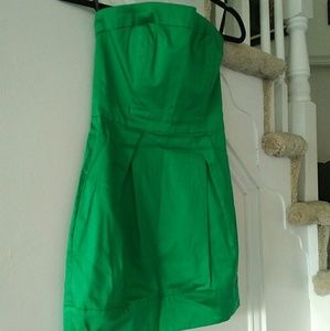 French connection strapless green dress with pocke