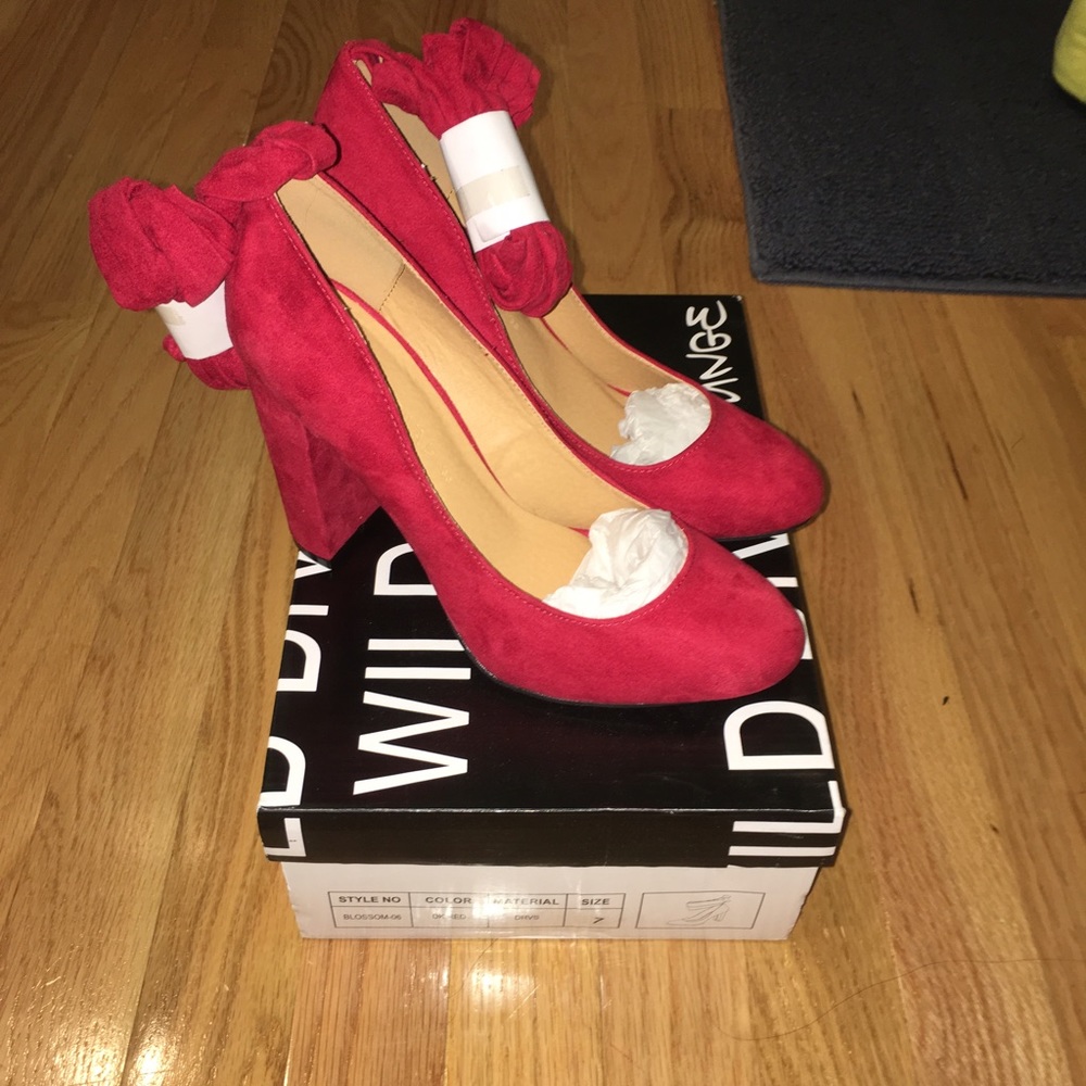 cute red ankle tie heels! NWT