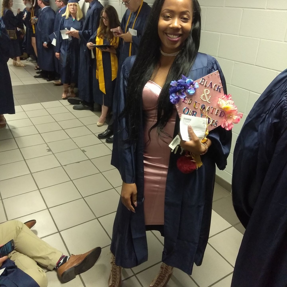 Meet your Posher, Deedra