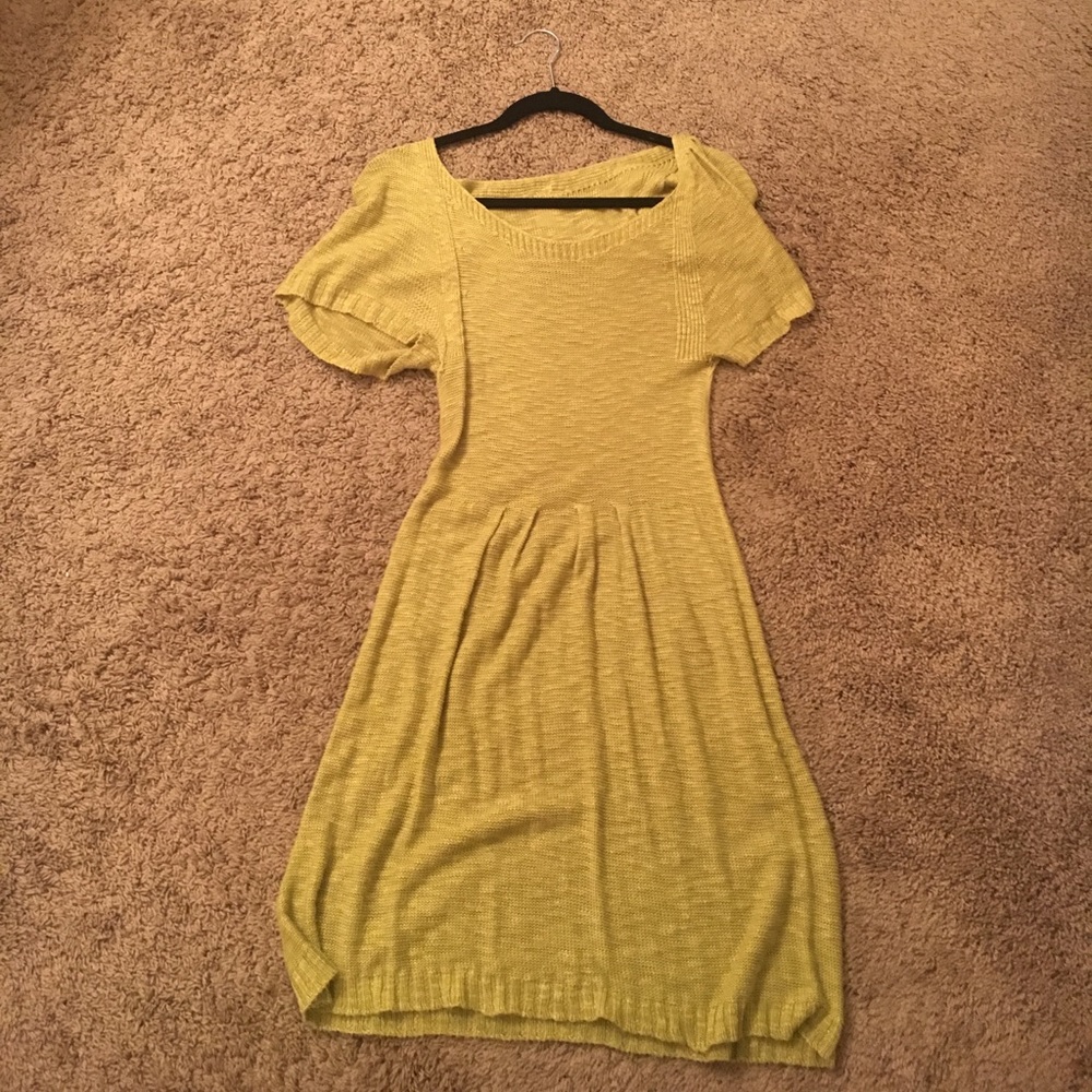 Green knit dress