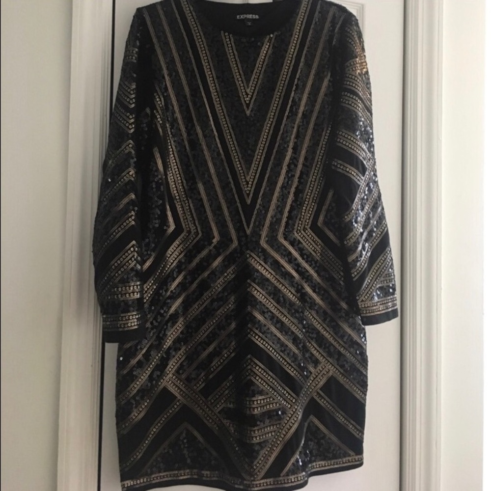 Black sequins dress