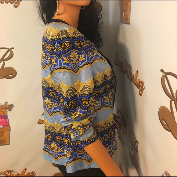 Gold and blue dutchess jacket. - Picture 2 of 3