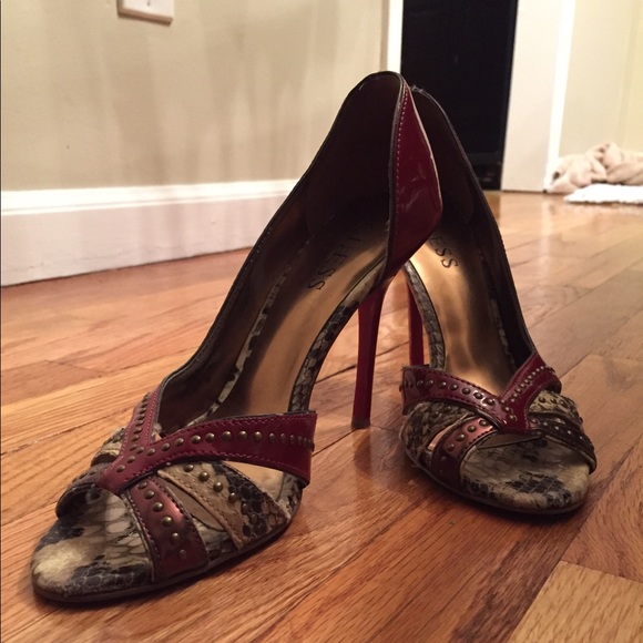 Red stilettos 👠 New Guess - Picture 1 of 4