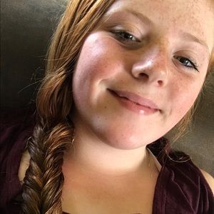 Meet your Posher, Caroline