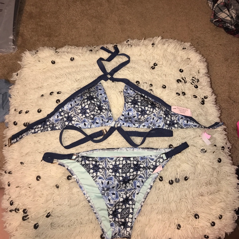 Victoria's Secret bikini