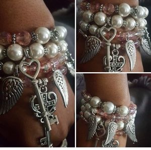 SOLD Wrist candy, pink white pearls