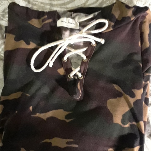 Light pullover - Picture 3 of 3