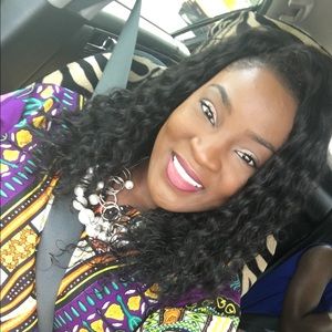 Meet your Posher, Hellena