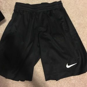 NIKE Basketball Shorts!!