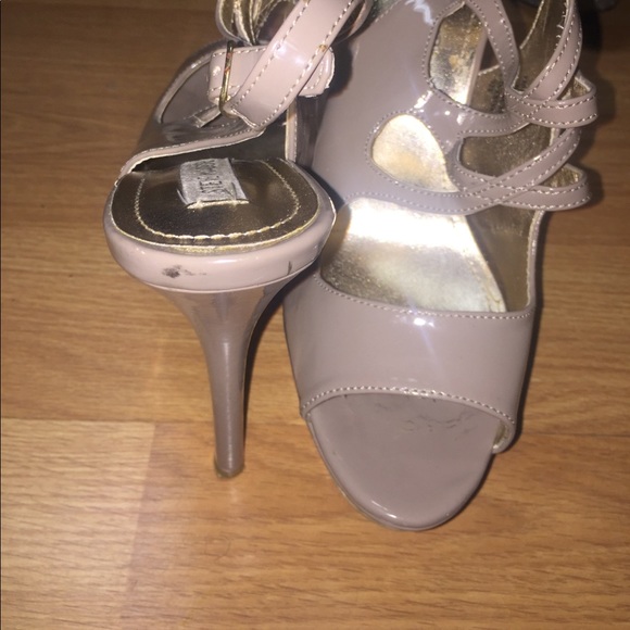 Peep Toe Sling Back Heels - Picture 2 of 2